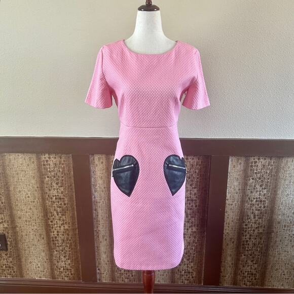 Love Moschino Iconic Barbiecore Pink Sheath Dress with Heart Pockets Sz 8 - Picture 2 of 12